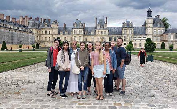 DSDE sudents in France for Study Abroad. 